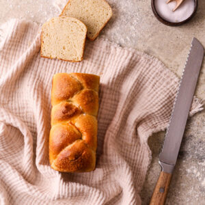 brioche au levain tranchée